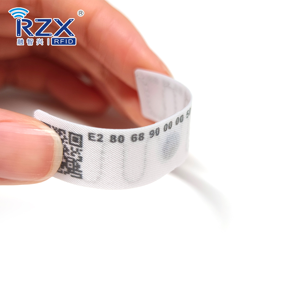 RFID洗衣標(biāo)簽（噴序列號(hào)、QR碼、帶背膠） (8).jpg